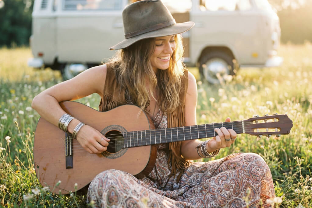 Free-Spirited Bohemian Chic Free-Spirited Bohemian Chic