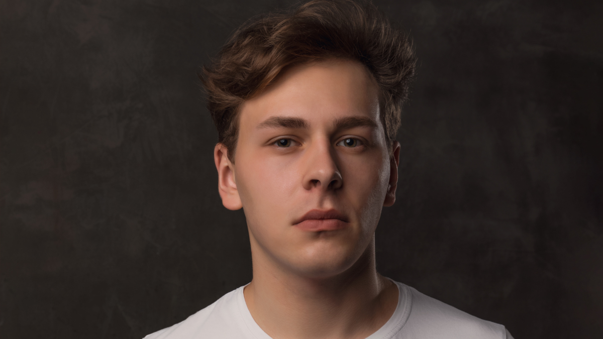 raised chin for male headshot poses